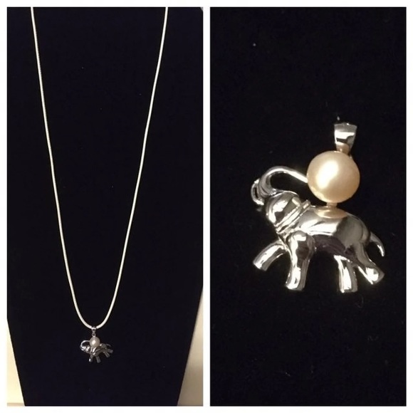 Girl’s necklace - Picture 1 of 1